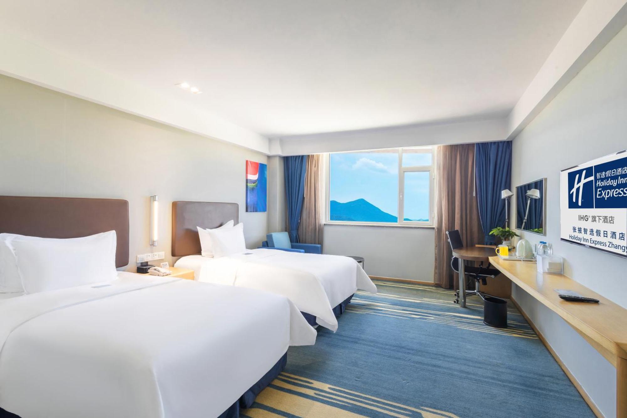 Holiday Inn Express Zhangye By Ihg Экстерьер фото