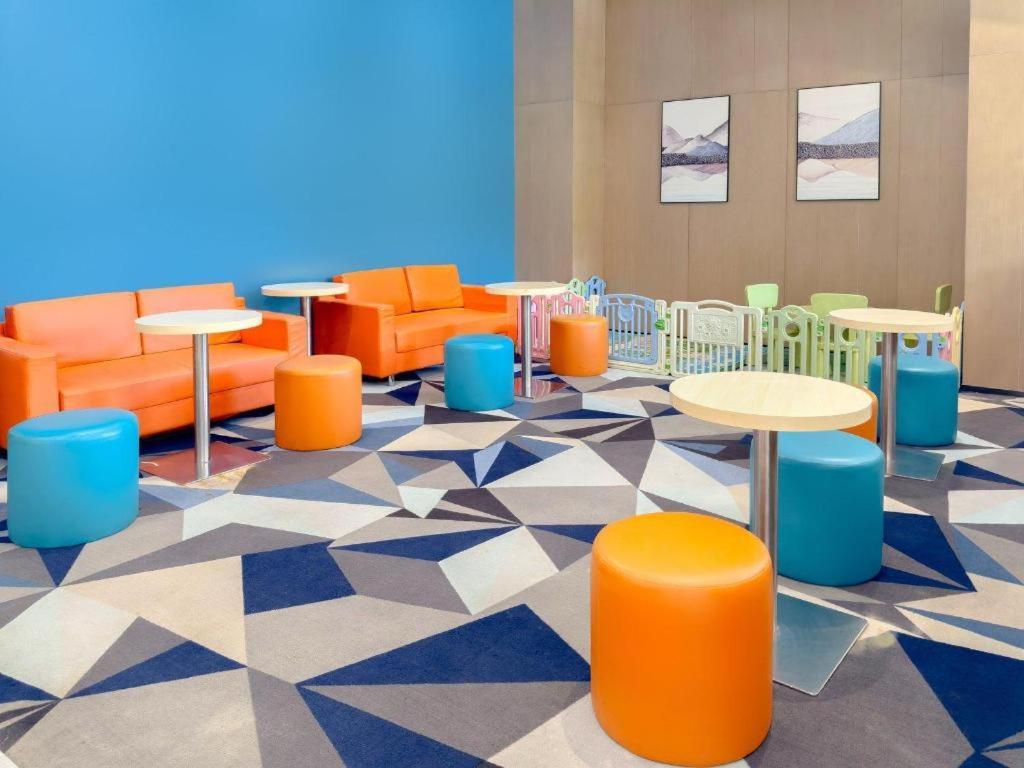 Holiday Inn Express Zhangye By Ihg Экстерьер фото
