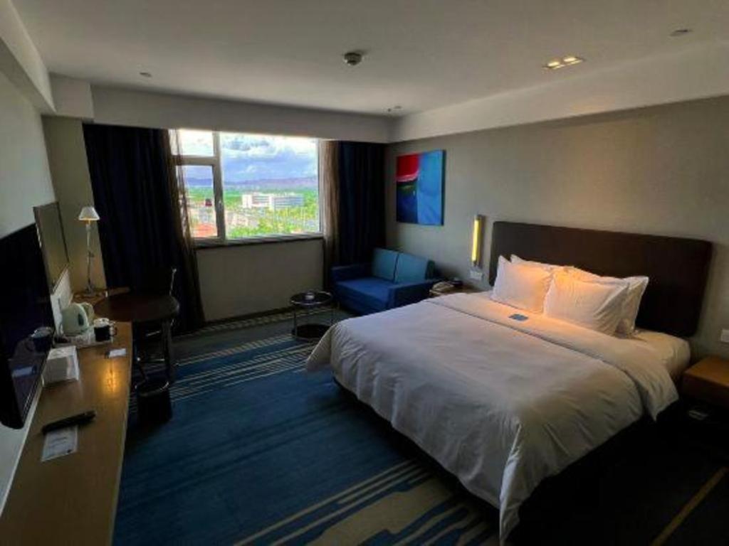 Holiday Inn Express Zhangye By Ihg Экстерьер фото