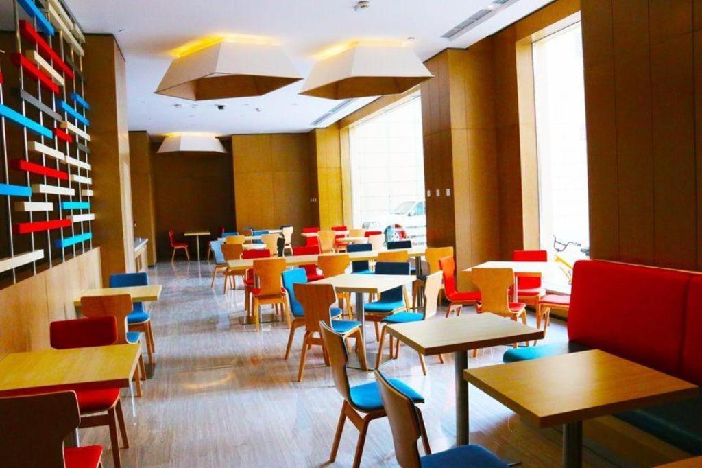 Holiday Inn Express Zhangye By Ihg Экстерьер фото