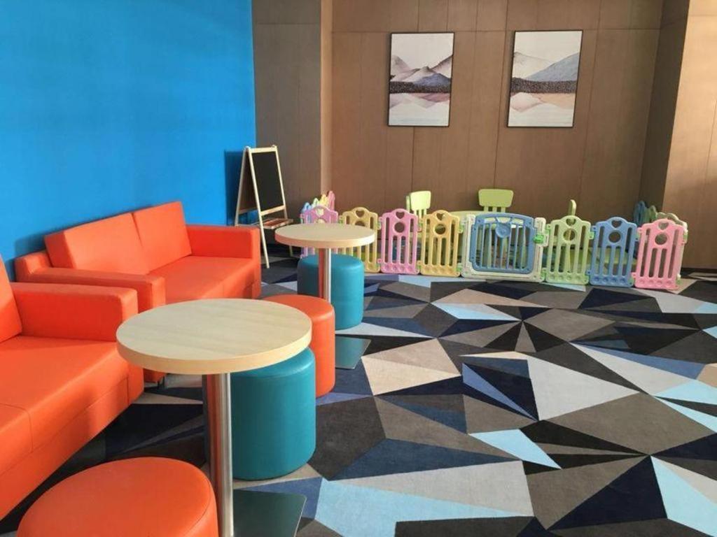 Holiday Inn Express Zhangye By Ihg Экстерьер фото