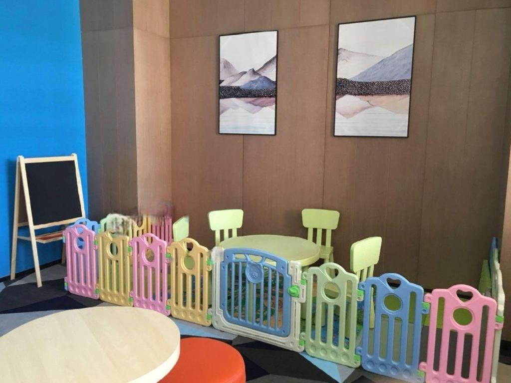 Holiday Inn Express Zhangye By Ihg Экстерьер фото
